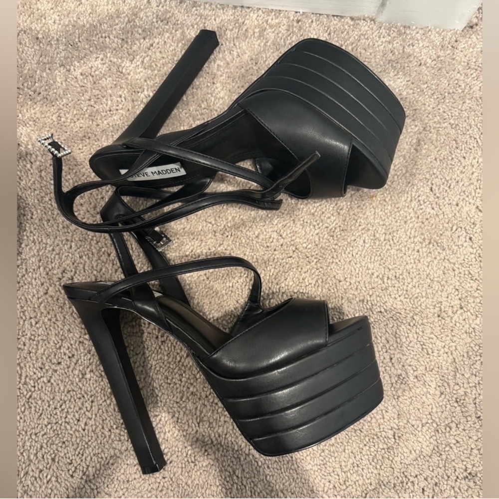 Steve Madden like new